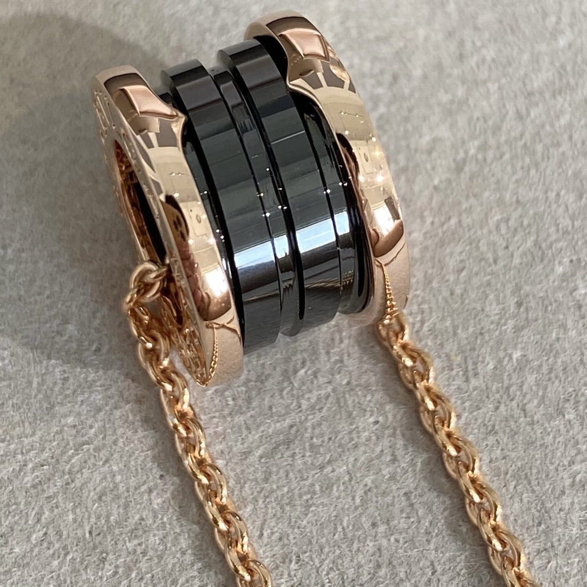 [⭐Clover Jewelry]ZERO 1 BLACK CERAMIC PINK GOLD NECKLACE