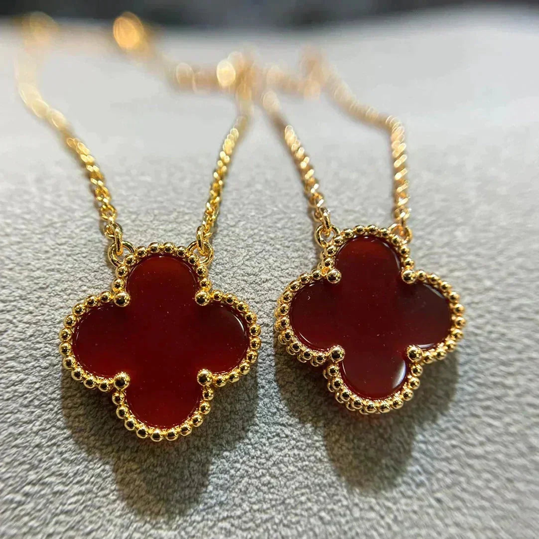[⭐Clover Jewelry]CLOVER 15MM CARNELIAN SINGLE FLOWER NECKLACE
