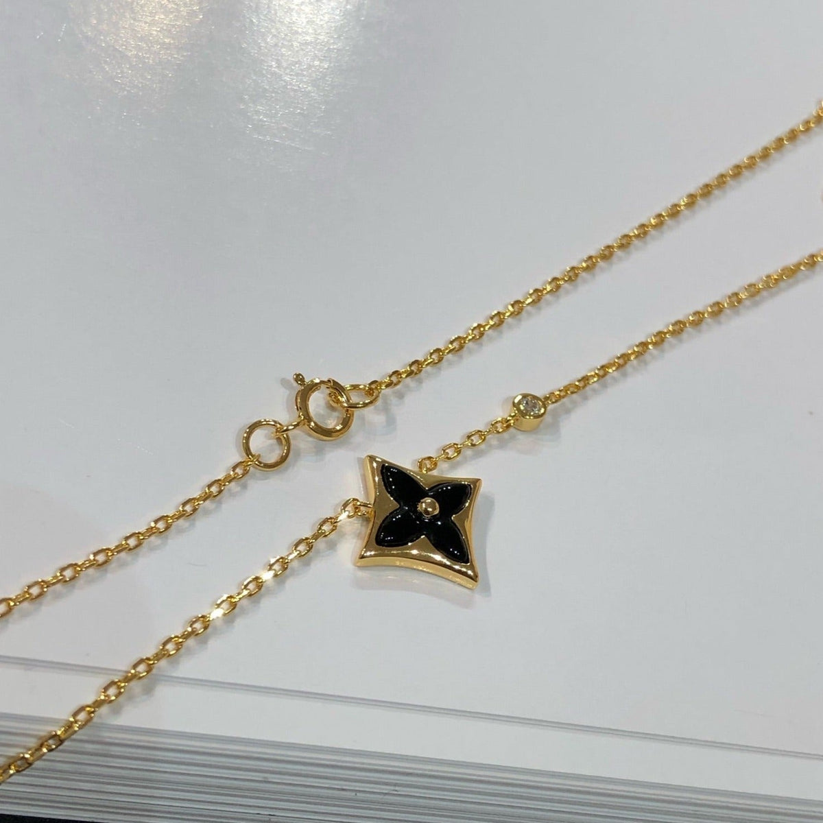[⭐Clover Jewelry]STAR BLACK MOP NECKLACE