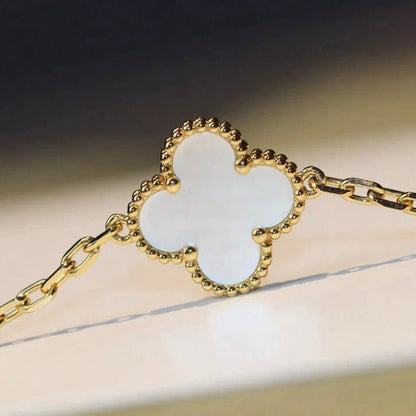 [⭐Clover Jewelry]CLOVER 20 MOTIFS WHITE MOP NECKLACE