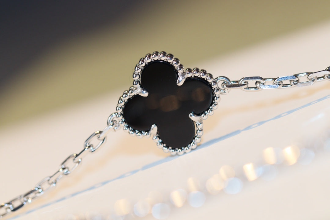 [⭐Clover Jewelry]CLOVER 20 MOTIFS ONYX DIAMOND SILVER