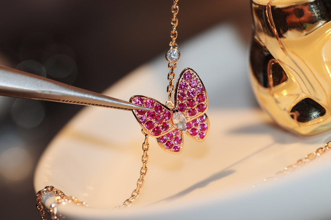 [⭐Clover Jewelry]BUTTERFLY RED DIAMOND ROSE GOLD NECKLACE