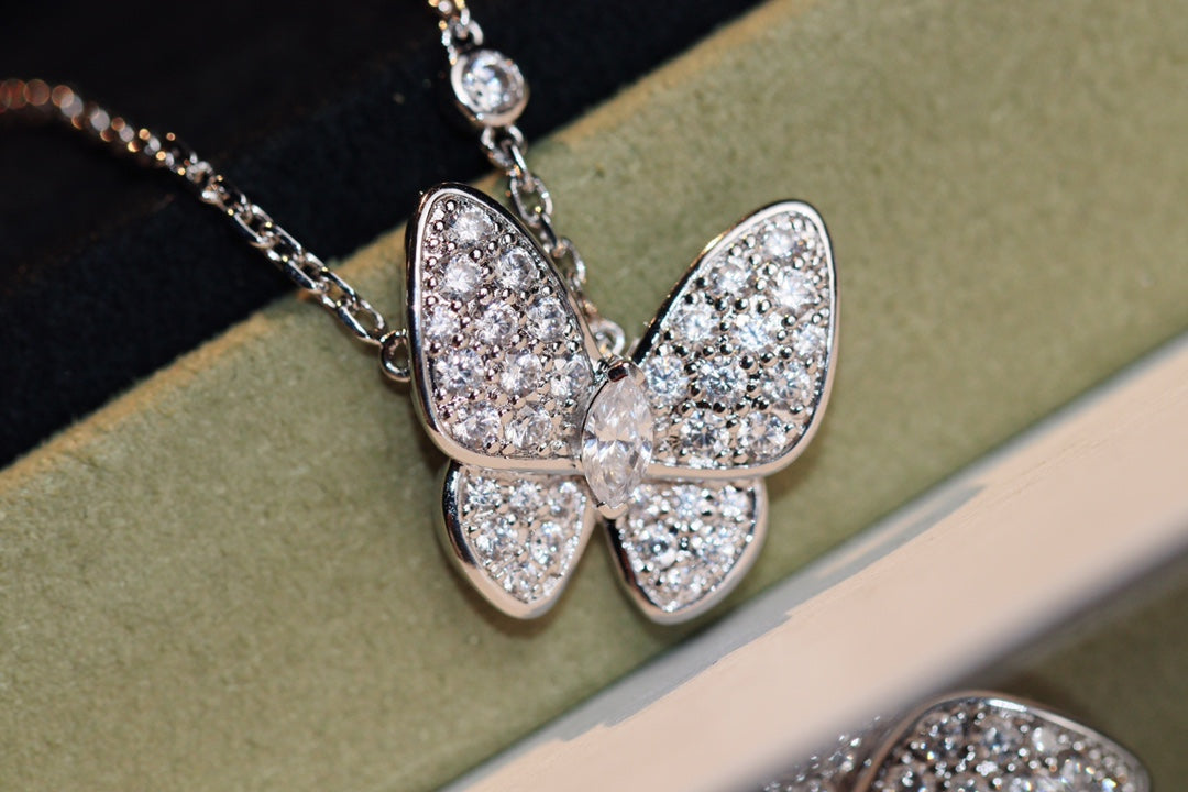 [⭐Clover Jewelry]BUTTERFLY DIAMOND NECKLACE