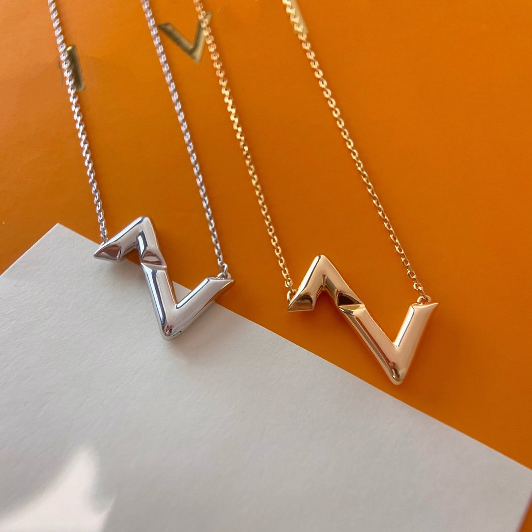 [⭐Clover Jewelry]VOLTE UPSIDE DOWN NECKLACE