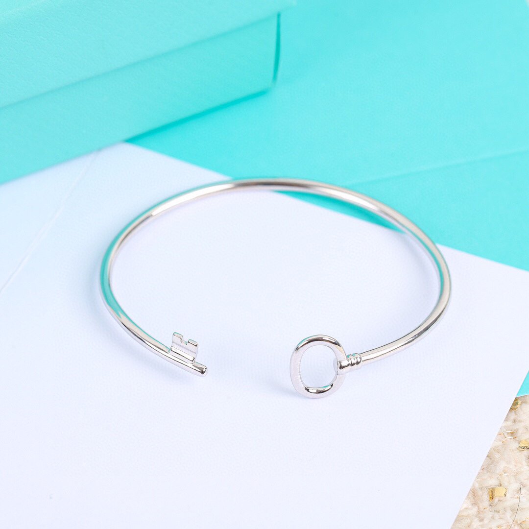 [Clover Jewelry]KEY WIRE OVAL BRACELET