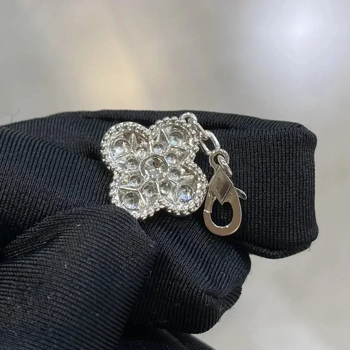 [⭐Clover Jewelry] CLOVER 5 MOTIF FULL DIAMOND BRACELET COLLECTION