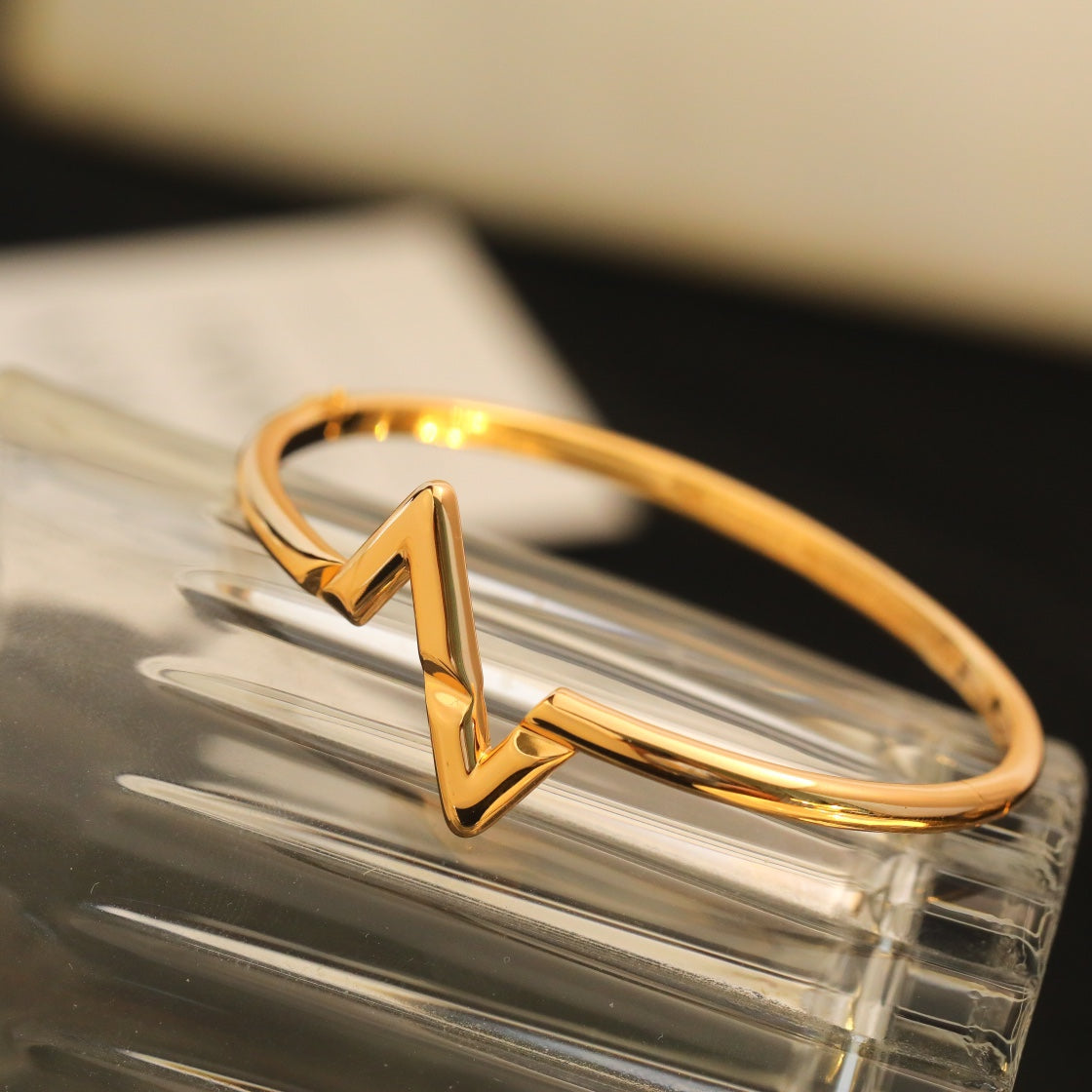 [⭐Clover Jewelry]VOLTE UPSITE DOWN BRACELET
