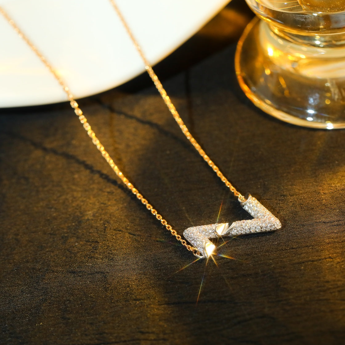 [⭐Clover Jewelry]VOLT SILVER DIAMOND PEDANT NECKLACE
