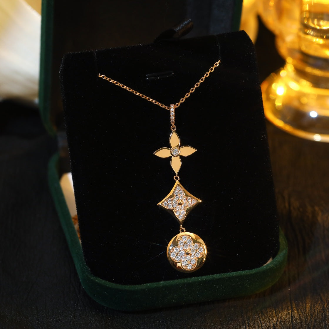 [⭐Clover Jewelry]STAR AND SUN DIAMOND PINK GOLD NECKLACE