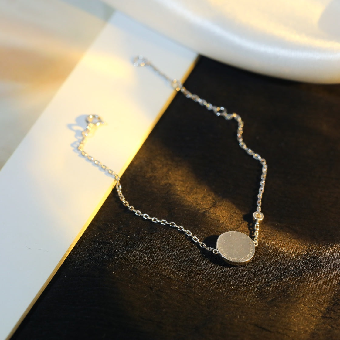 [⭐Clover Jewelry]SUN MOTIF PINK MOP SILVER BRACELET