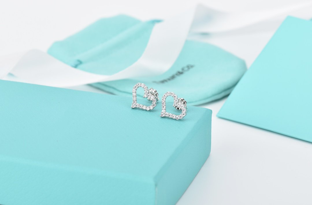 [Clover Jewelry]OPEN HEART STUD DIAMOND EARRINGS