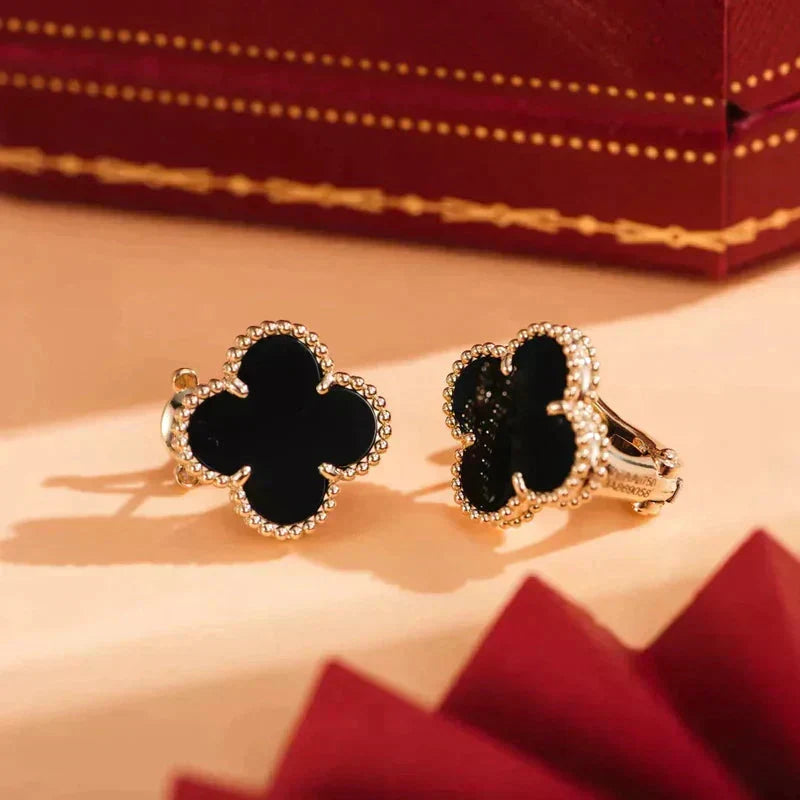 [⭐Clover Jewelry]CLOVER MEDIUM 1 MOTIFS  ONYX STUD EARRINGS