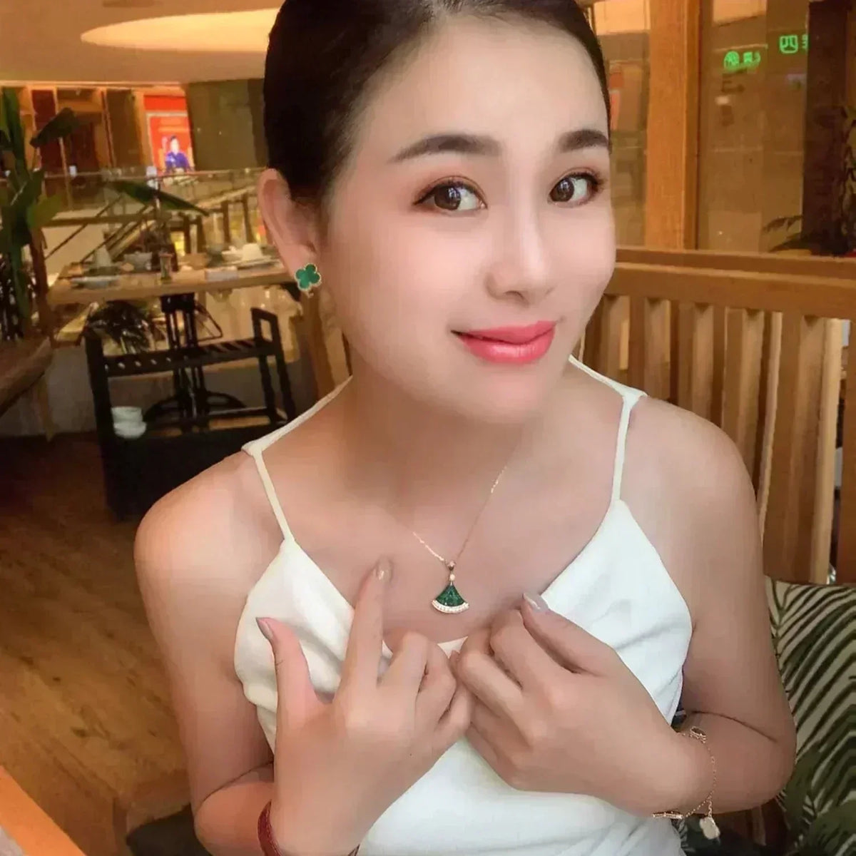 [⭐Clover Jewelry]CLOVER MEDIUM 1 MOTIFS MALACHITE  EARRINGS