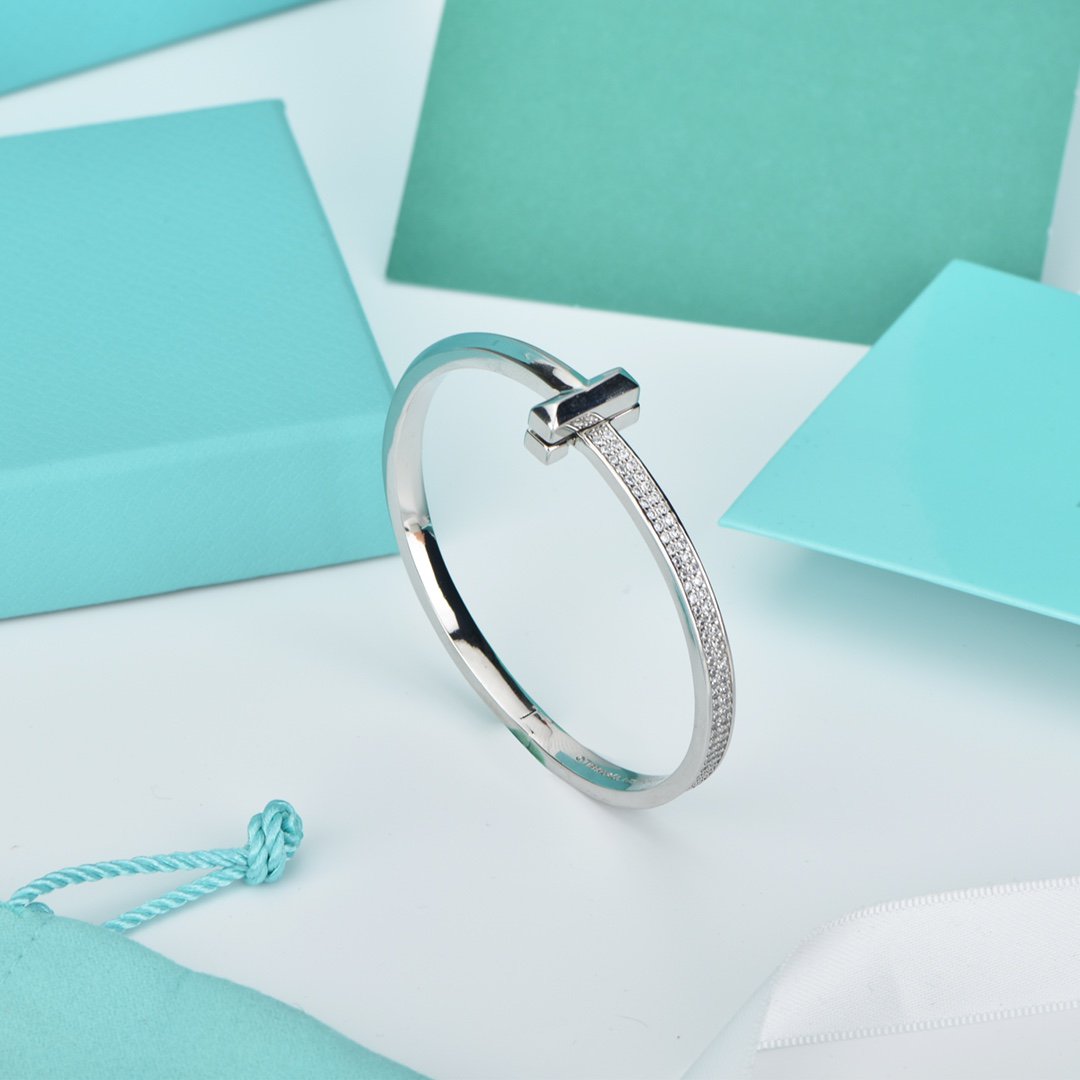 [Clover Jewelry]WIDE DIAMONDS HINGED BANGLE