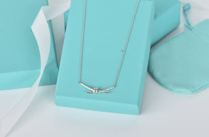 [Clover Jewelry]KNOT NECKLACE