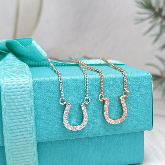 [Clover Jewelry]U PEDANT DIAMOND NECKLACE
