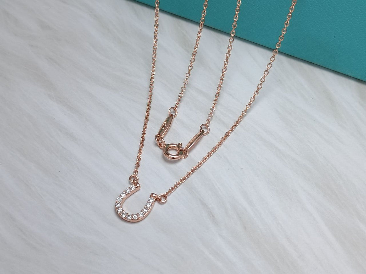 [Clover Jewelry]U PEDANT DIAMOND NECKLACE