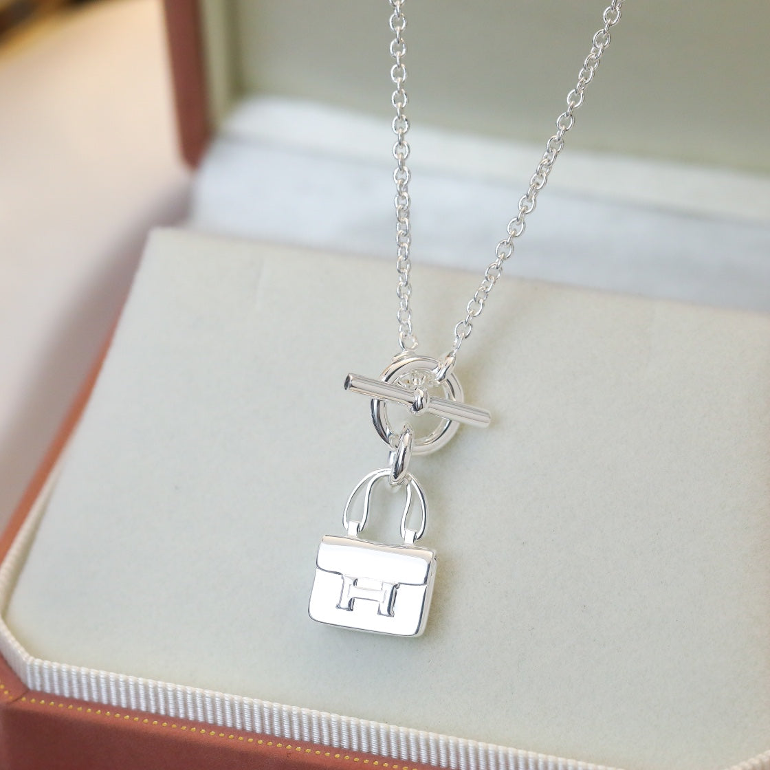 [⭐Clover Jewelry]POP H PEDANT SILVER NECKLACE