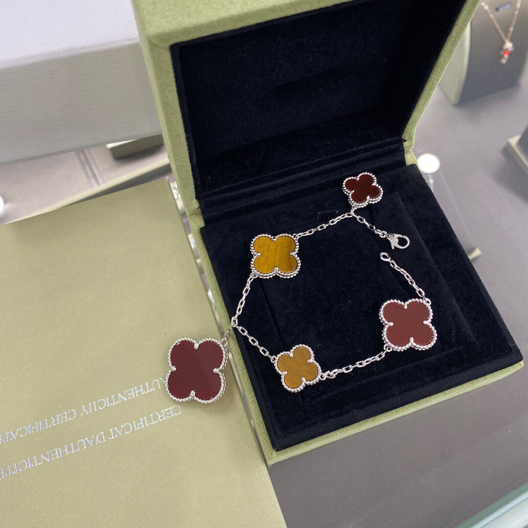 [⭐Clover Jewelry]CLOVER 5 MOTIFS SIVLER CARNELIAN TIGER EYE BRACELET