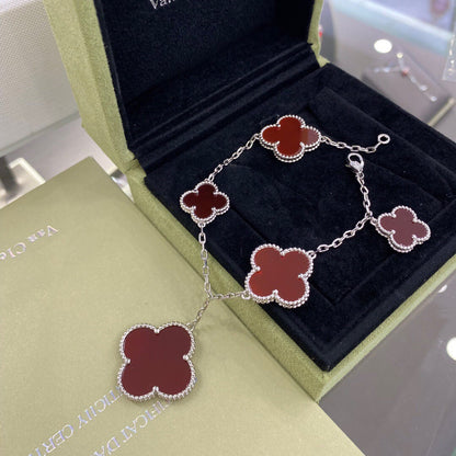 [⭐Clover Jewelry]CLOVER 5 MOTIFS SIVLER CARNELIAN BRACELET