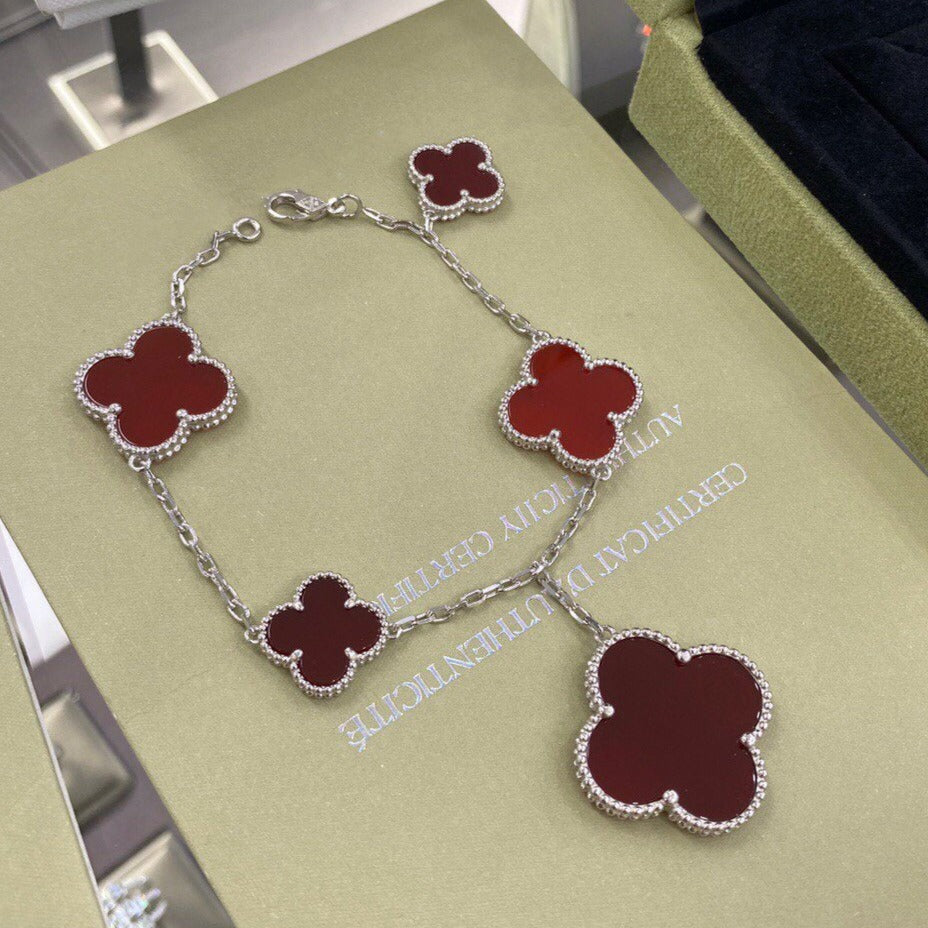 [⭐Clover Jewelry]CLOVER 5 MOTIFS SIVLER CARNELIAN BRACELET