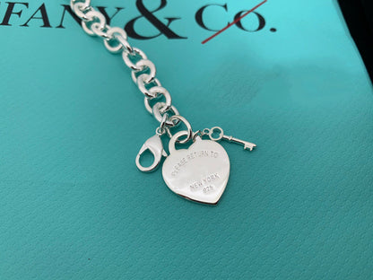 [Clover Jewelry]KEY HEART CARD CHUNKY INTERLOCKING BRACELET LENGTH