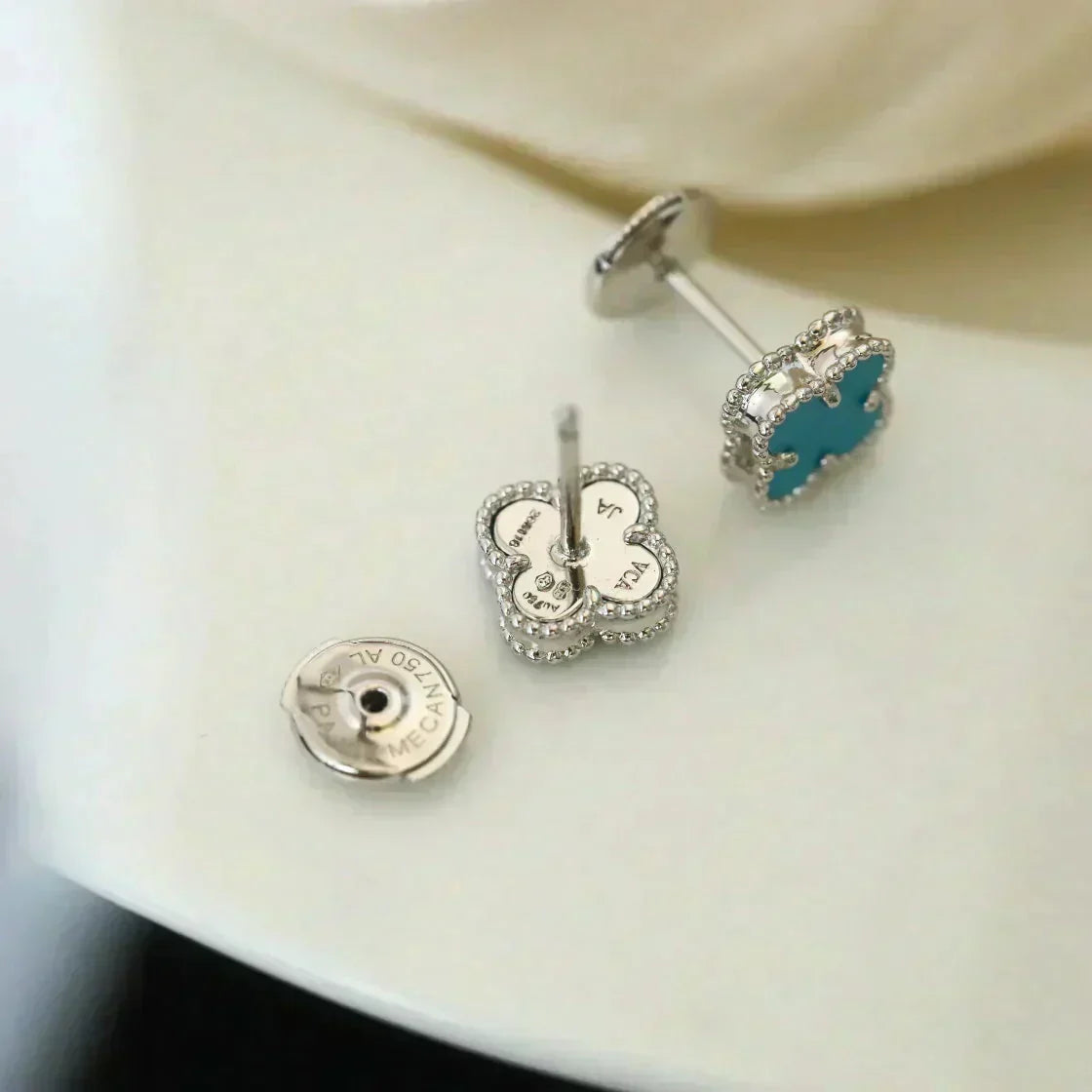 [⭐Clover Jewelry]CLOVER MINI 9.5MM ONYX STUD EARRINGS SILVER