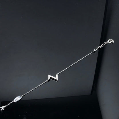 [⭐Clover Jewelry]VOLT LV LOGO BRACELET