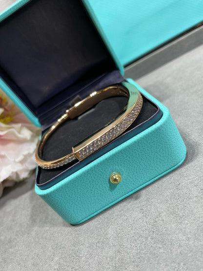 [Clover Jewelry]LOCK BRACELET DIAMOND PAVED
