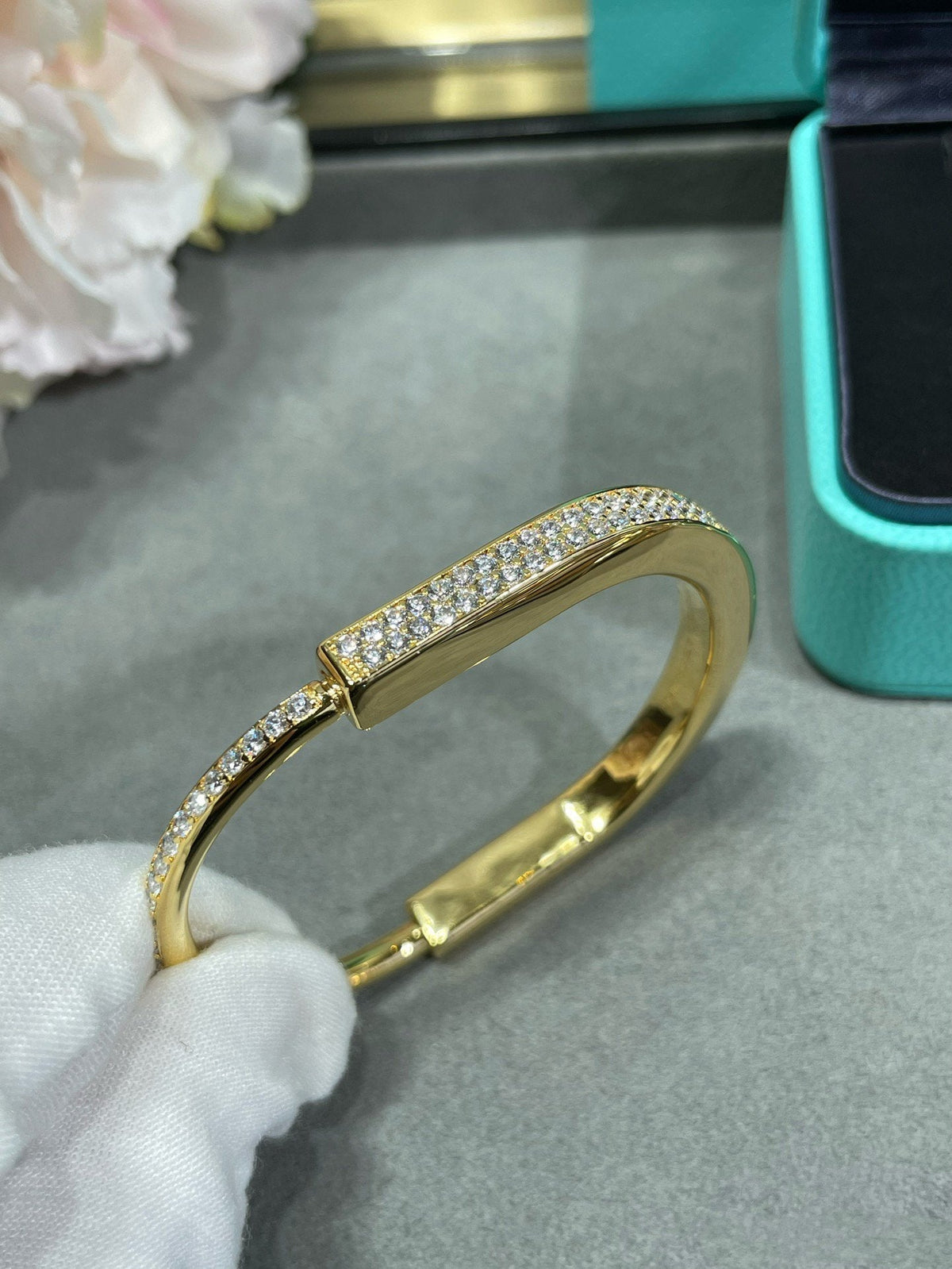 [Clover Jewelry]LOCK BRACELET DIAMOND PAVED