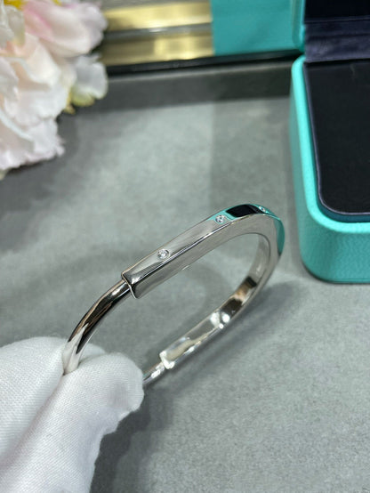 [Clover Jewelry]LOCK BRACELET 8 DIAMOND