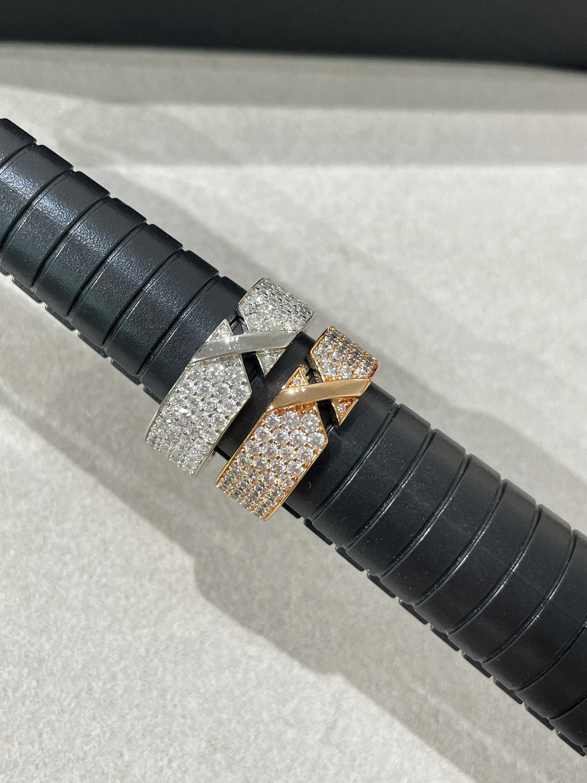[⭐Clover Jewelry]LIENS EVIDENCE  DIAMOND PAVED RING