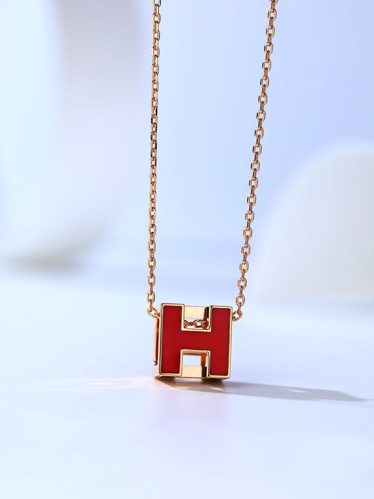 [⭐Clover Jewelry]H CAGE PINK GOLD NECKLACE