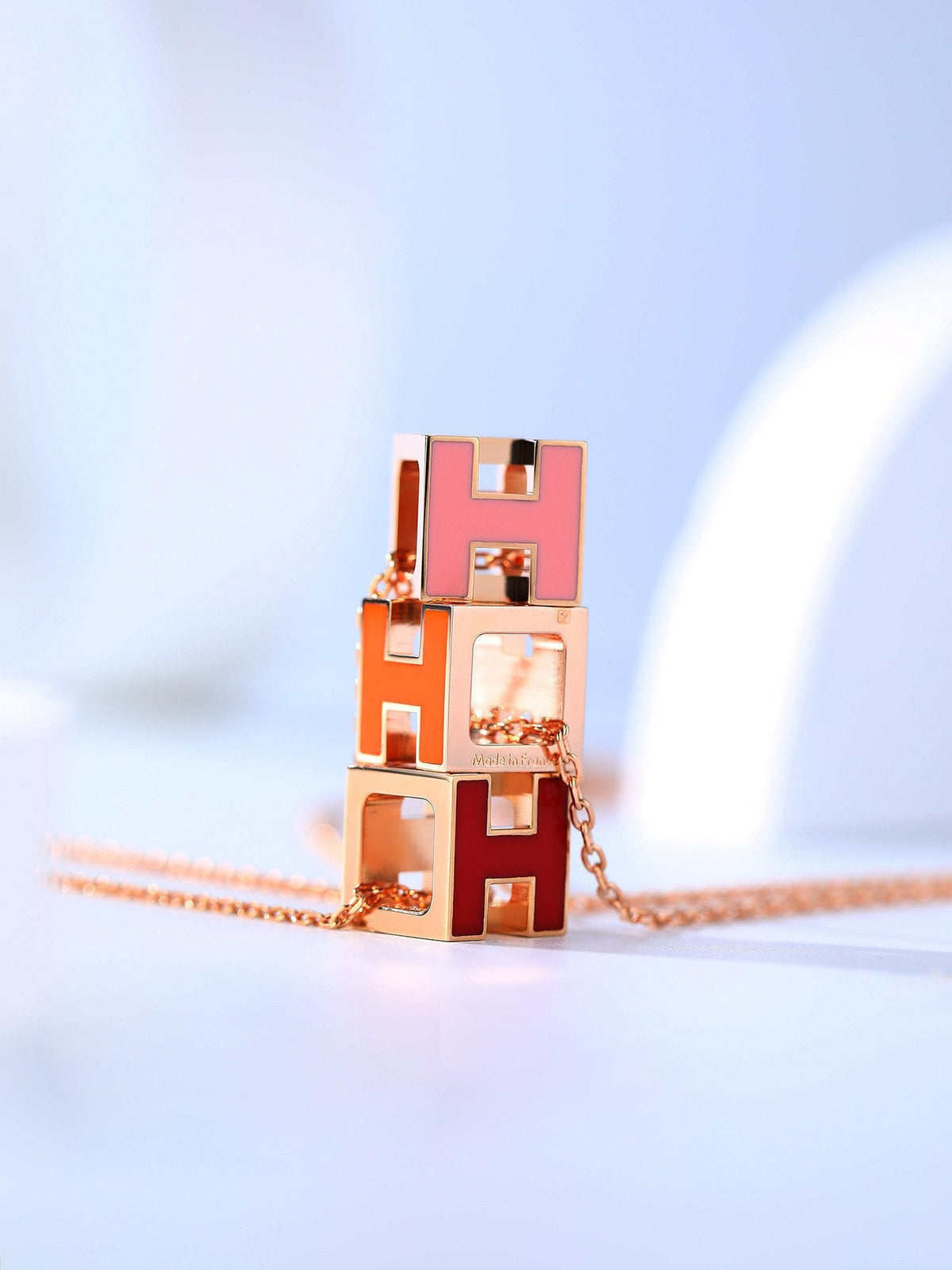 [⭐Clover Jewelry]H CAGE PINK GOLD NECKLACE