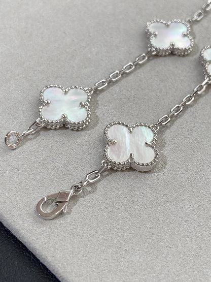 [⭐Clover Jewelry]CLOVER WHITE PEARL MOP 5 MOTIF BRACELET COLLECTION