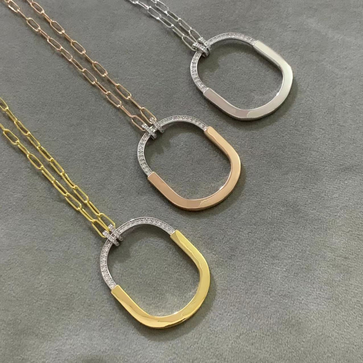 [Clover Jewelry]LOCK DIAMOND NECKLACE