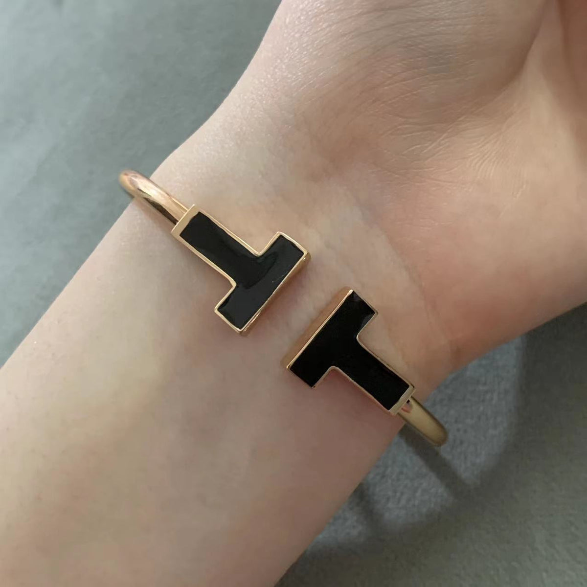 [Clover Jewelry]T WIDE ONYX OPEN BRACELET
