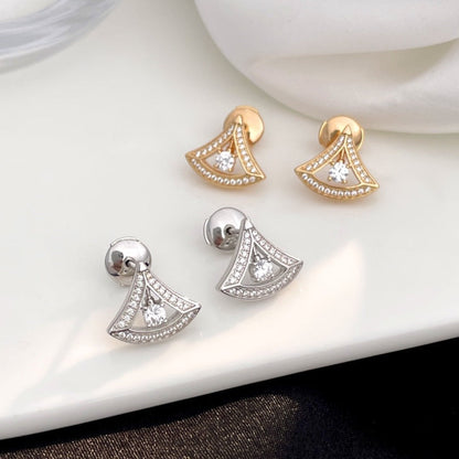 [⭐Clover Jewelry]DREAM MINI DIAMOND STUD EARRINGS