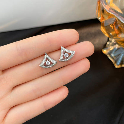 [⭐Clover Jewelry]DREAM MINI DIAMOND STUD EARRINGS
