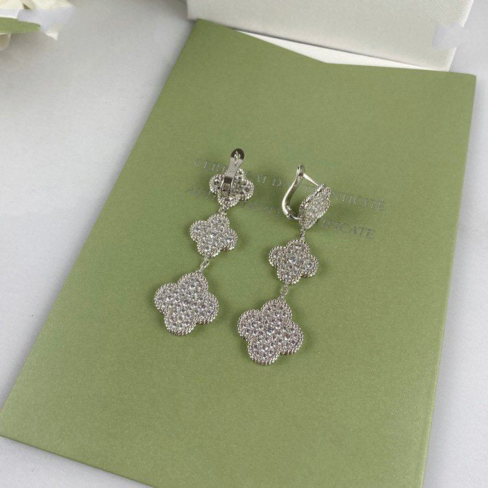 [⭐Clover Jewelry]CLOVER 3 MOTIF DIAMOND SILVER DROP EARRINGS