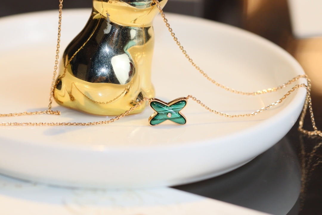 [⭐Clover Jewelry]JEUX MALACHITE 1 DIAMOND PINK GOLD NECKLACE
