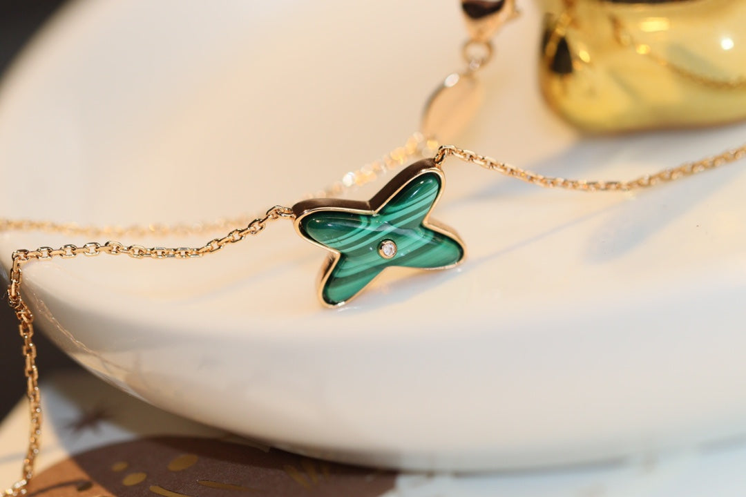 [⭐Clover Jewelry]JEUX MALACHITE 1 DIAMOND PINK GOLD NECKLACE