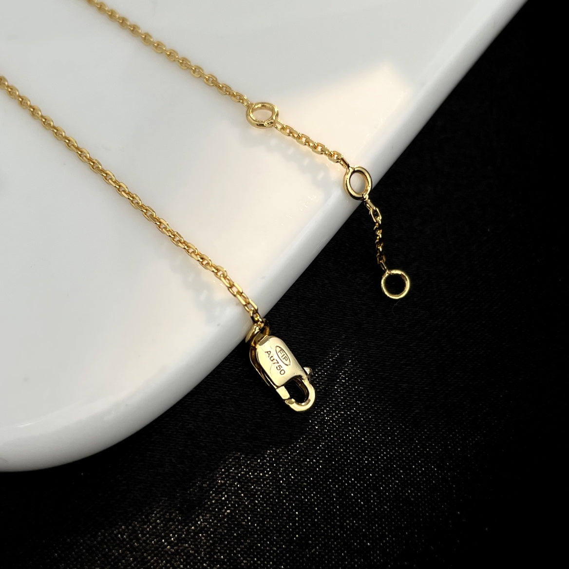 [⭐Clover Jewelry]FORCE 10 FULL DIAMOND BUCKLE CHAIN LINK MINI MODEL