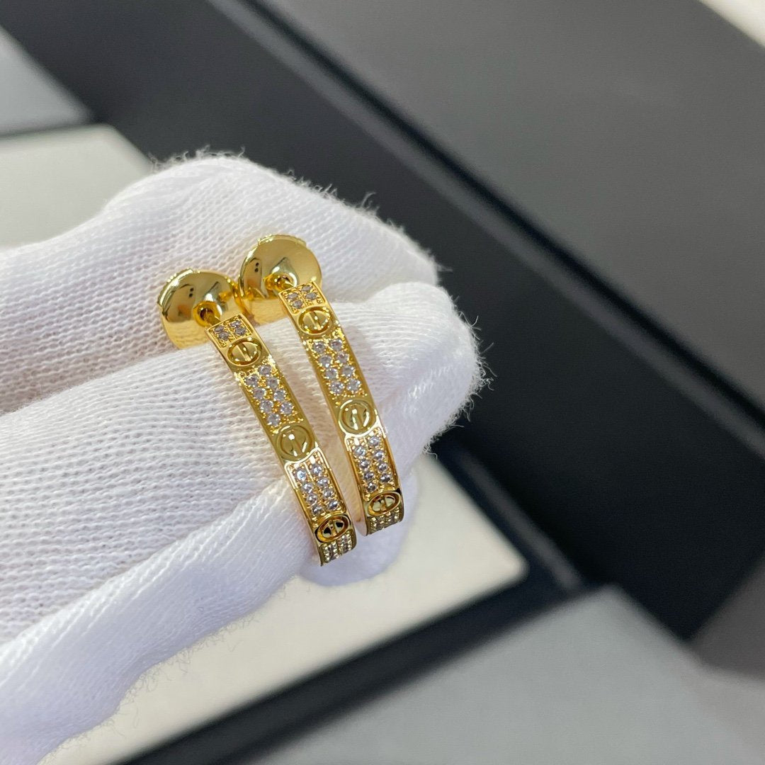[⭐Clover Jewelry]LOVE DIAMOND GOLD HOOP EARRINGS