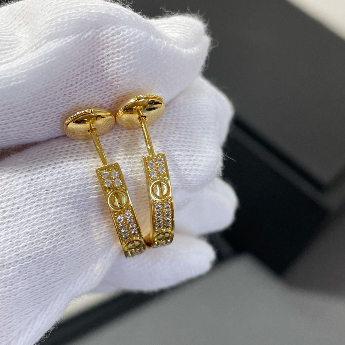 [⭐Clover Jewelry]LOVE DIAMOND GOLD HOOP EARRINGS