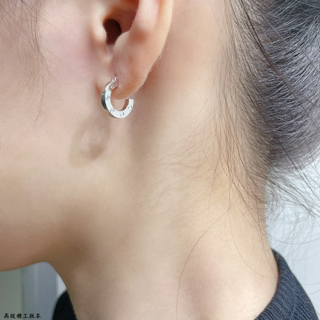 [⭐Clover Jewelry]LOVE MINI EARRINGS