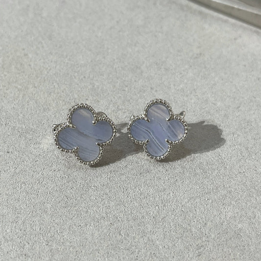 [⭐Clover Jewelry]CLOVER CHALCEDONY SILVER STUD EARRINGS