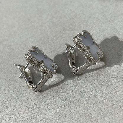[⭐Clover Jewelry]CLOVER CHALCEDONY SILVER STUD EARRINGS