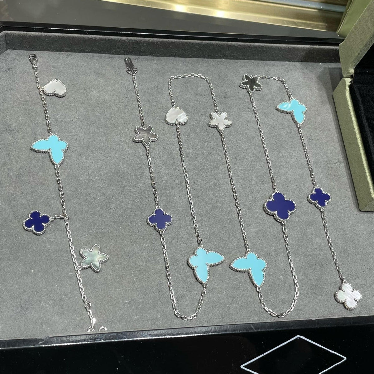 [⭐Clover Jewelry]LUCKY CLOVER SILVER 11 MOTIF NECKLACE