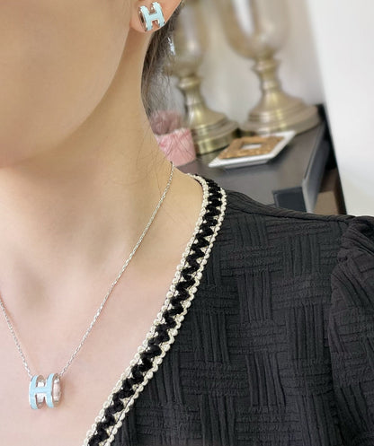 [⭐Clover Jewelry]POP H SKY BLUE STUD EARRINGS